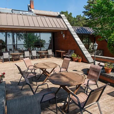 Andropoff Отель *